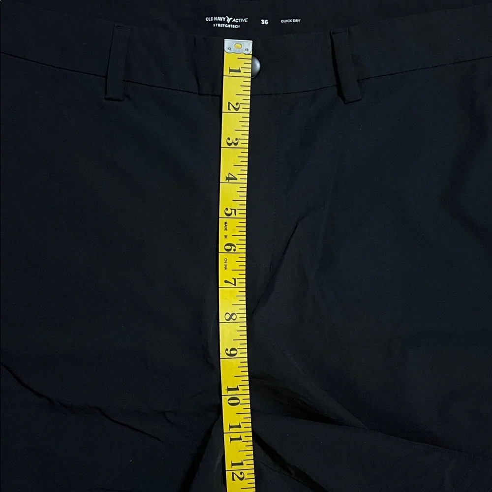 Old Navy Active Quick Dry Black Shorts Mens 36 Stretch Athletic Gym Casual
